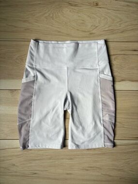 Fabletics White